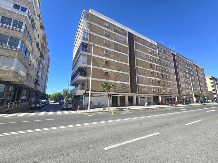 Image No.38-3 Bed Apartment for sale