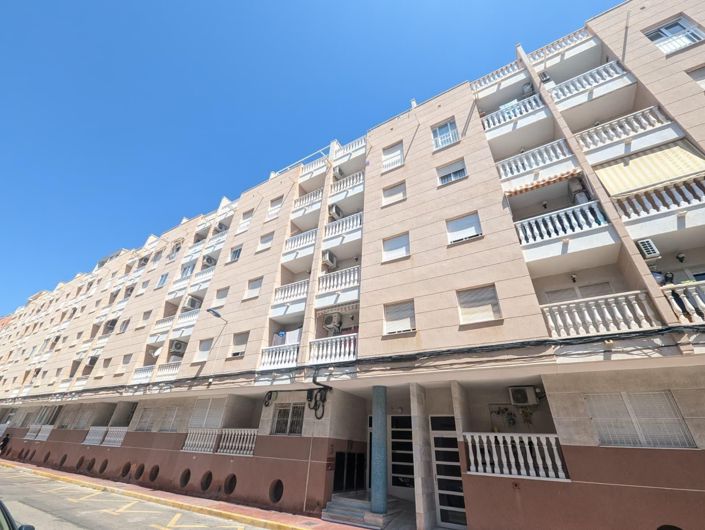 Image No.24-2 Bed Apartment for sale