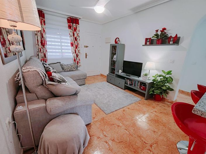 Image No.6-2 Bed Bungalow for sale