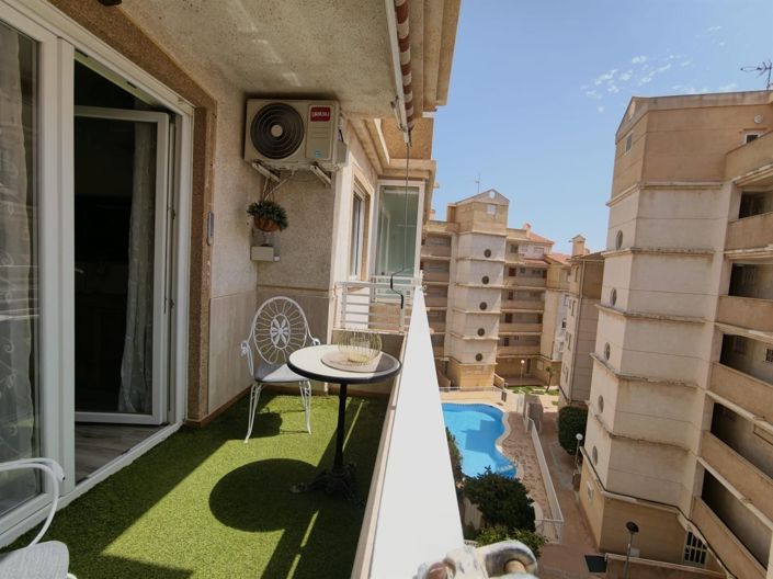 Image No.8-2 Bed Apartment for sale