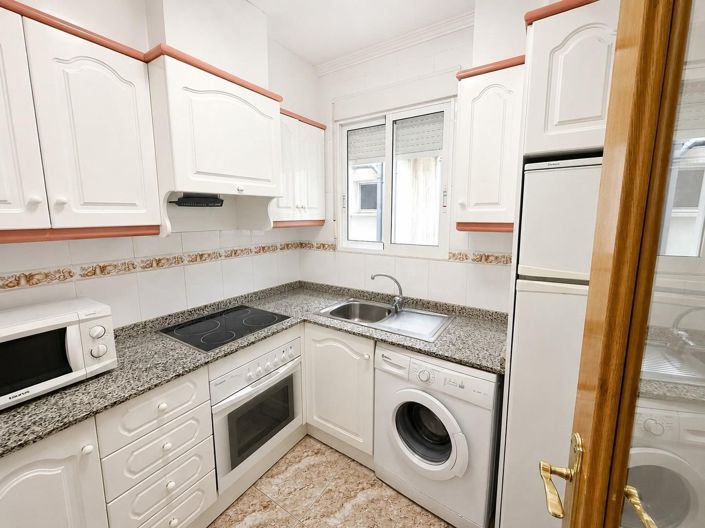 Image No.7-Appartement de 2 chambres à vendre à Torrevieja