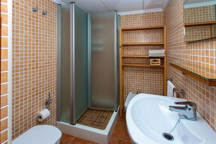 Image No.38-5 Bed Villa for sale