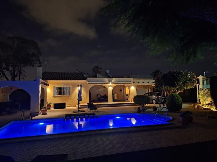 Image No.27-3 Bed Villa for sale