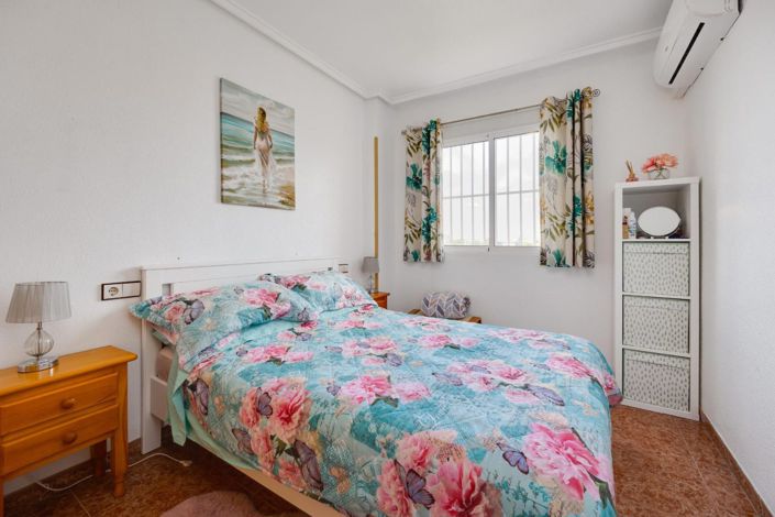 Image No.19-2 Bed Apartment for sale
