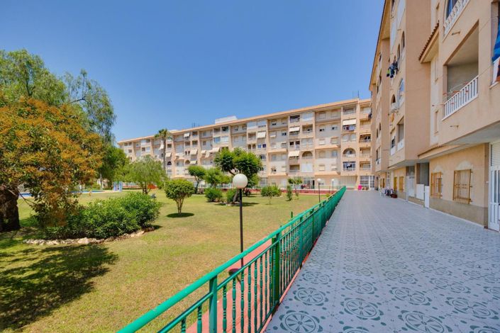 Image No.24-2 Bed Apartment for sale