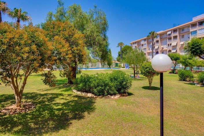 Image No.25-2 Bed Apartment for sale