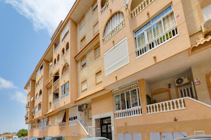 Image No.29-2 Bed Apartment for sale