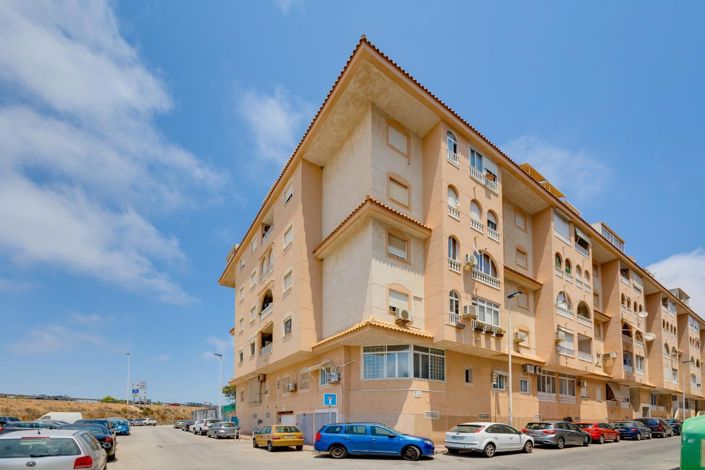 Image No.30-2 Bed Apartment for sale