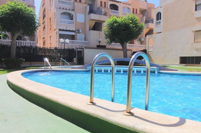 Image No.23-2 Bed Apartment for sale