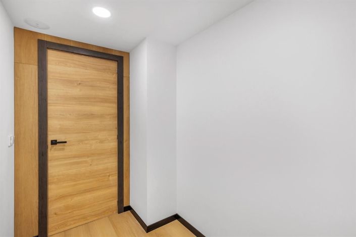 Image No.37-2 Bed Apartment for sale