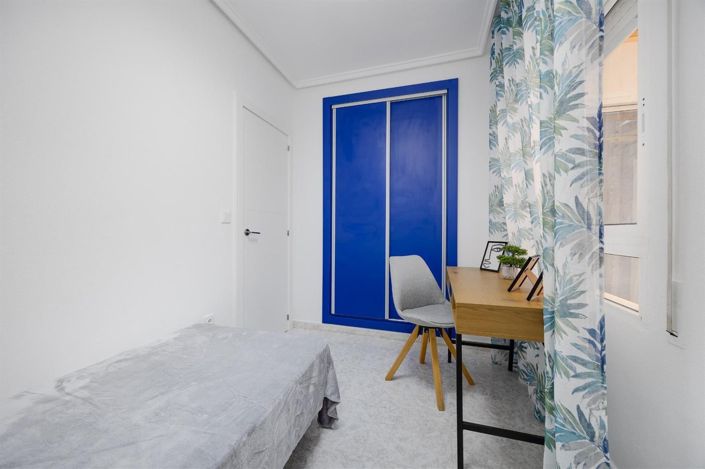 Image No.10-2 Bed Apartment for sale