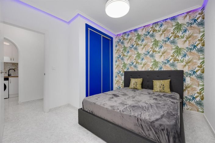 Image No.14-2 Bed Apartment for sale