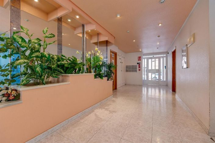 Image No.21-2 Bed Apartment for sale