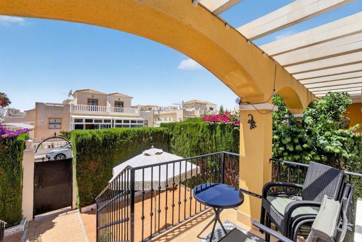 Image No.28-3 Bed Villa for sale