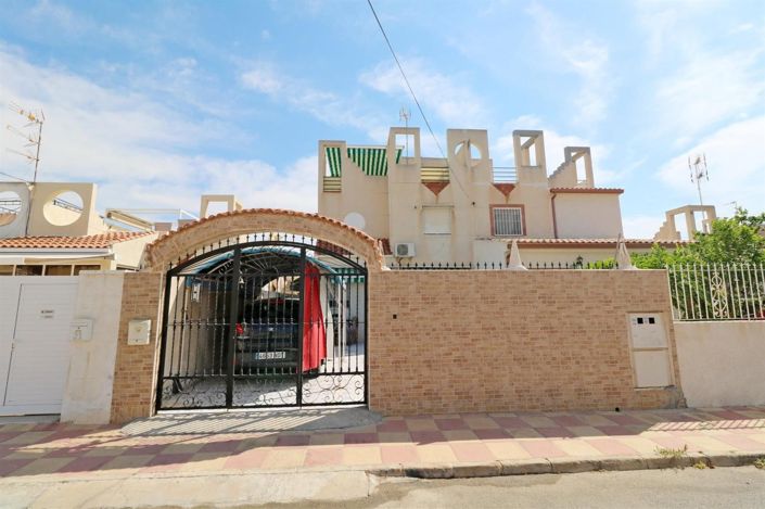 Image No.32-4 Bed Villa for sale