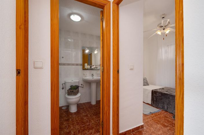 Image No.19-Appartement de 2 chambres à vendre à Torrevieja