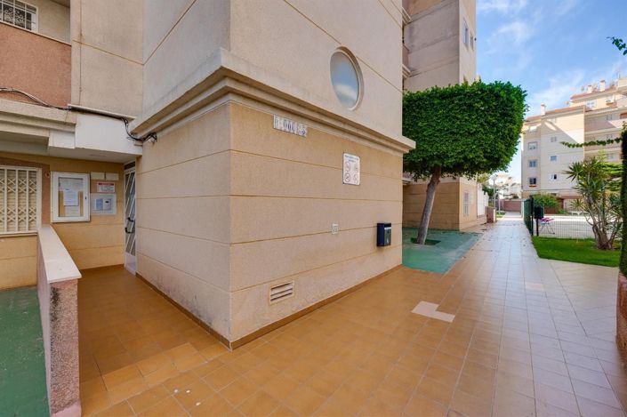 Image No.27-Appartement de 2 chambres à vendre à Torrevieja