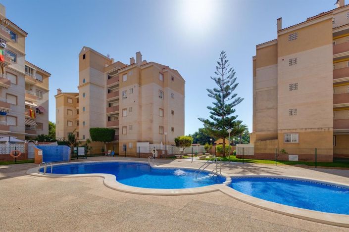 Image No.28-Appartement de 2 chambres à vendre à Torrevieja
