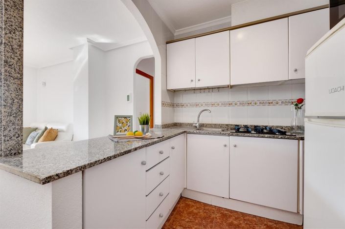 Image No.4-Appartement de 2 chambres à vendre à Torrevieja