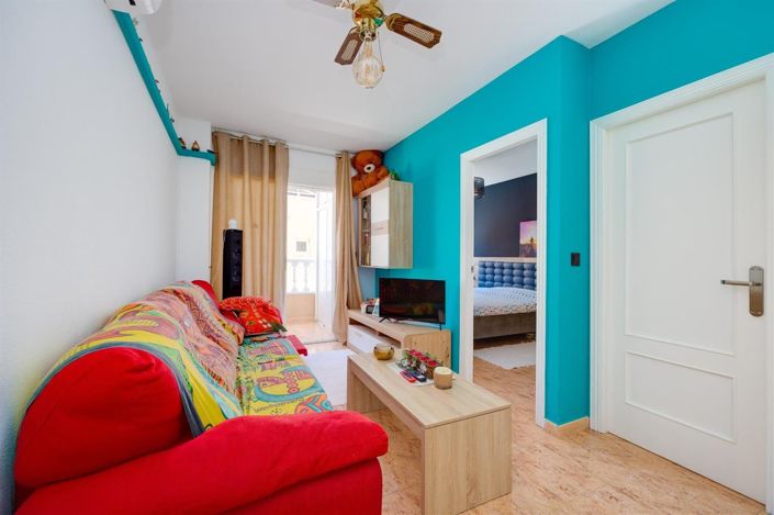 Image No.2-Appartement de 2 chambres à vendre à Torrevieja