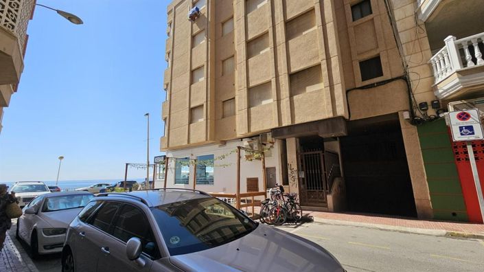 Image No.31-2 Bed Apartment for sale