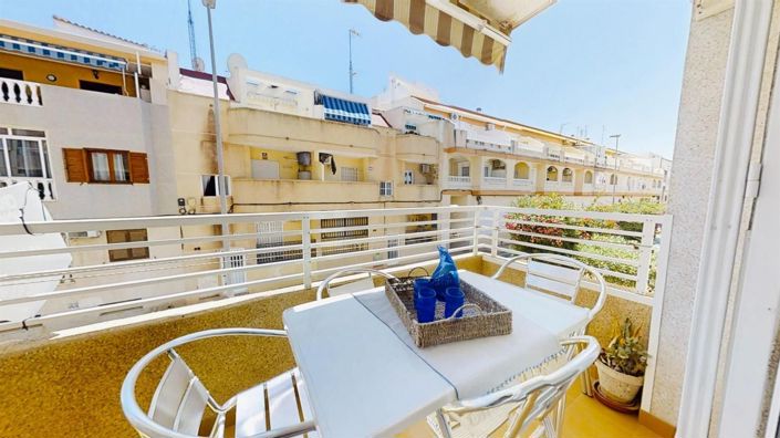 Image No.4-Appartement de 2 chambres à vendre à Torrevieja