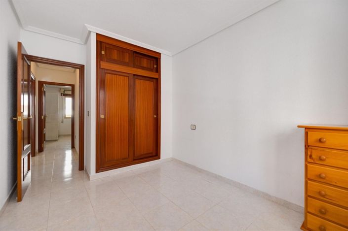 Image No.6-Appartement de 2 chambres à vendre à Torrevieja