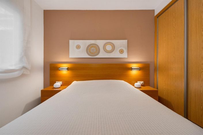 Image No.22-2 Bed Apartment for sale