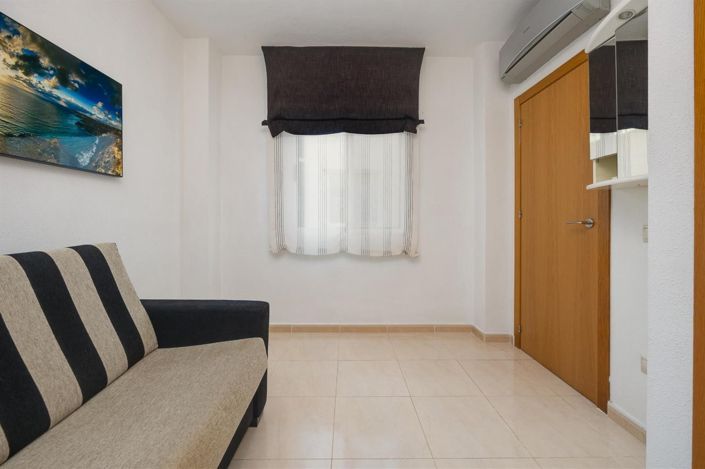 Image No.26-2 Bed Apartment for sale