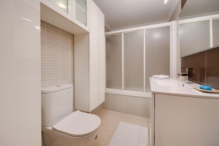 Image No.30-2 Bed Apartment for sale