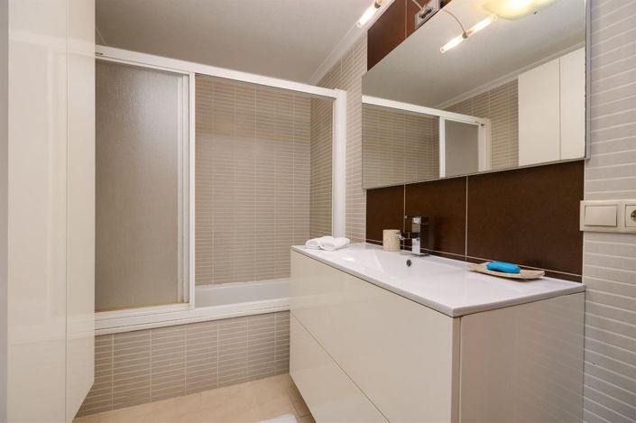 Image No.31-2 Bed Apartment for sale