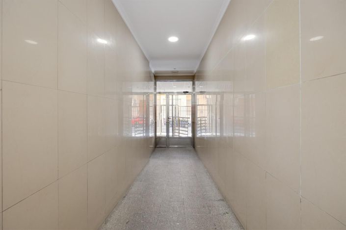 Image No.39-2 Bed Apartment for sale