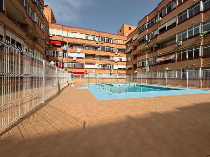 Image No.32-2 Bed Apartment for sale