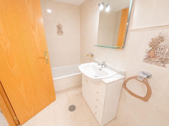 Image No.8-1 Bed Apartment for sale