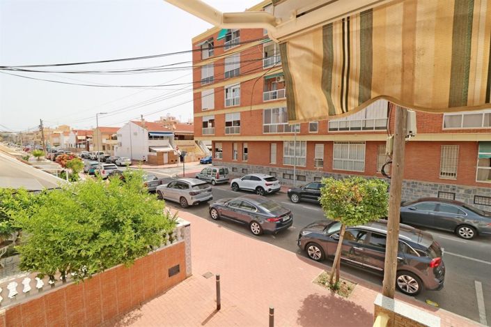 Image No.25-3 Bed House for sale