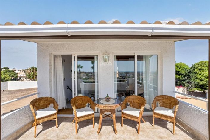 Image No.27-3 Bed Villa for sale