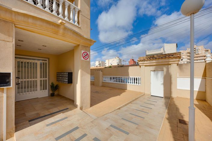 Image No.29-Appartement de 2 chambres à vendre à Torrevieja