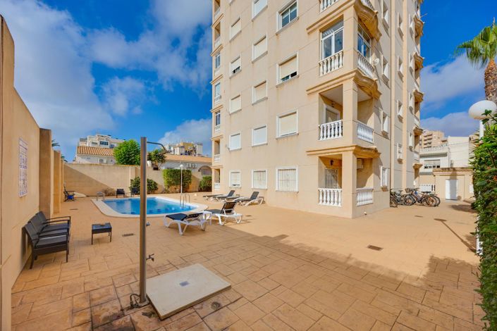 Image No.36-Appartement de 2 chambres à vendre à Torrevieja