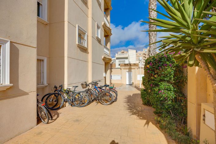 Image No.37-Appartement de 2 chambres à vendre à Torrevieja