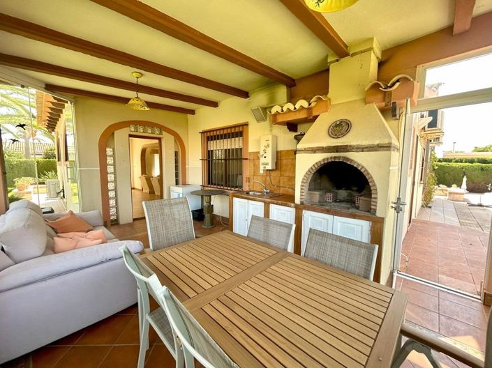 Image No.40-3 Bed Villa for sale