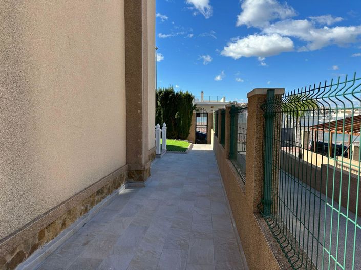 Image No.29-Villa de 4 chambres à vendre à Torrevieja