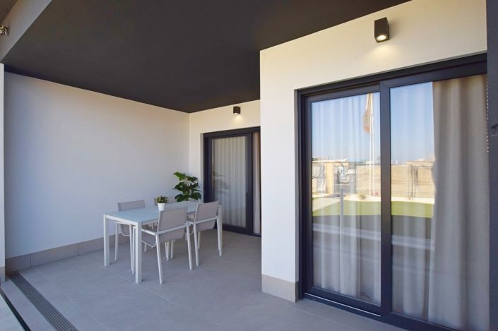 Image No.24-2 Bed Apartment for sale