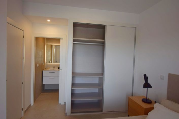 Image No.4-2 Bed Apartment for sale