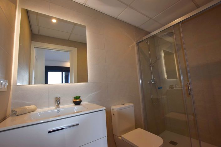 Image No.8-2 Bed Apartment for sale