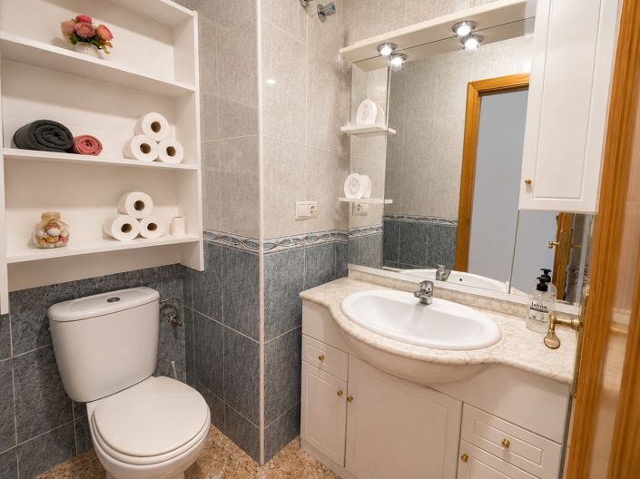 Image No.4-Appartement de 2 chambres à vendre à Torrevieja