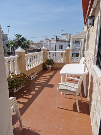 Image No.2-Bungalow de 2 chambres à vendre à Torrevieja