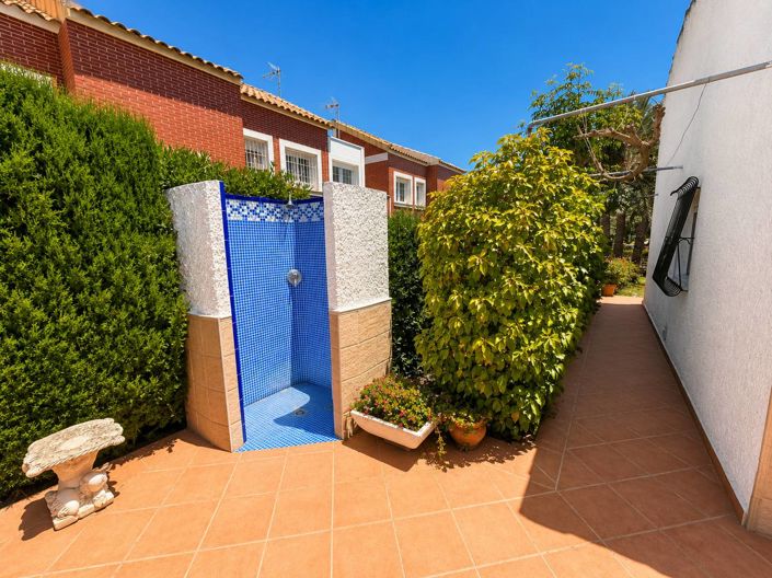 Image No.4-Maison de ville de 2 chambres à vendre à Torrevieja