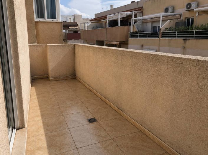 Image No.3-Appartement de 2 chambres à vendre à Torrevieja