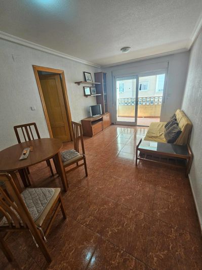 Image No.3-Appartement de 2 chambres à vendre à Torrevieja