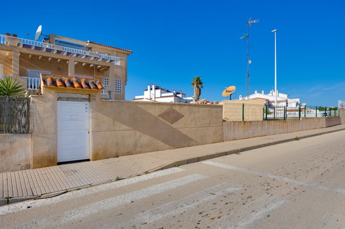Image No.6-3 Bed Bungalow for sale